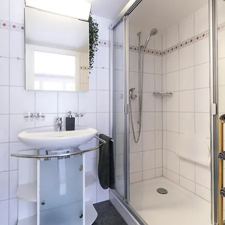 Spirit - Balkon - Bergsicht - Parkplatz * Engelberg