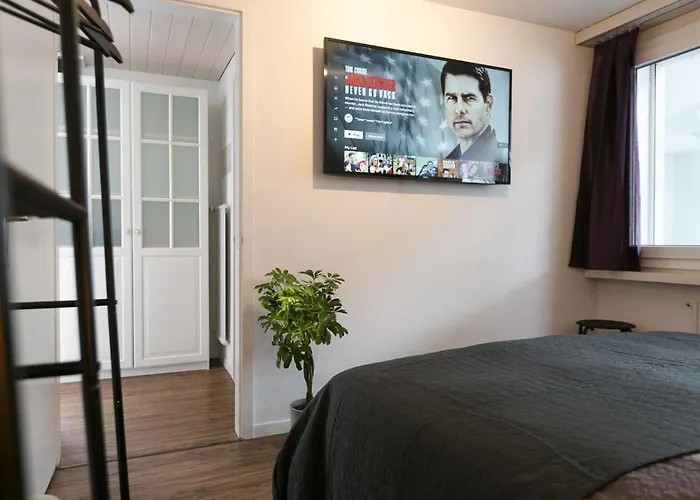 Spirit - Balkon - Bergsicht - Parkplatz * Енгельберг