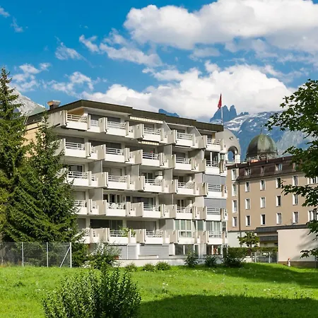 Spirit - Balkon - Bergsicht - Parkplatz Appartement